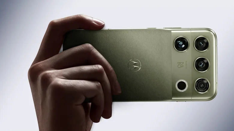 Kamera Signature 27 Bikin Melongo, Motorola Gandeng Bang & Olufsen